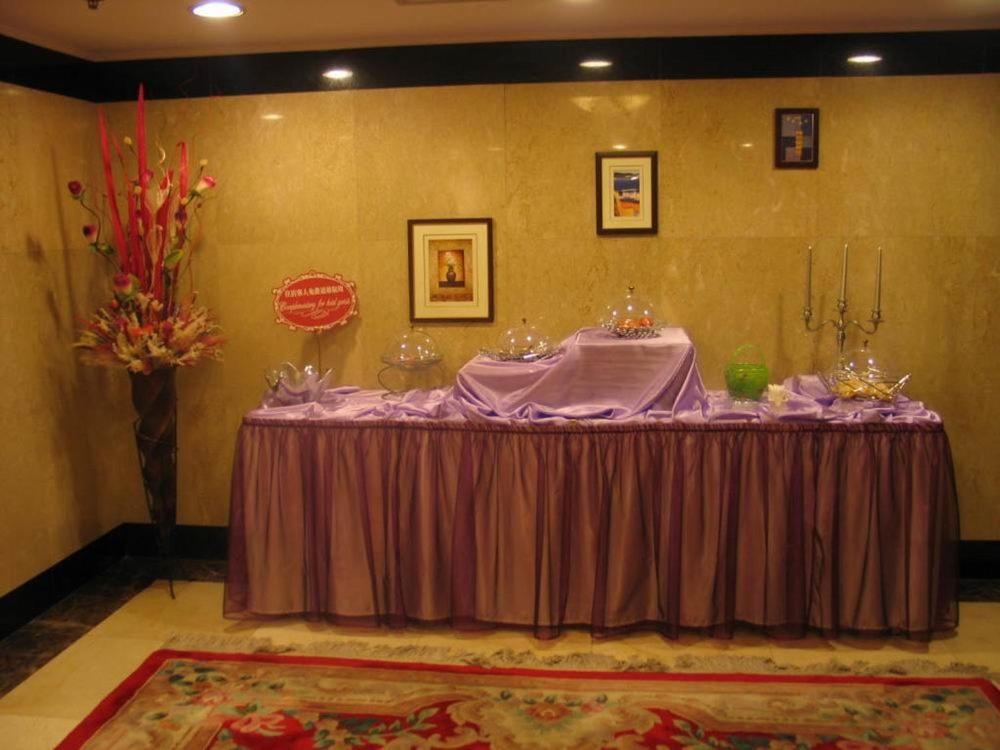 Qingdao Oceanwide Elite Hotel Zewnętrze zdjęcie